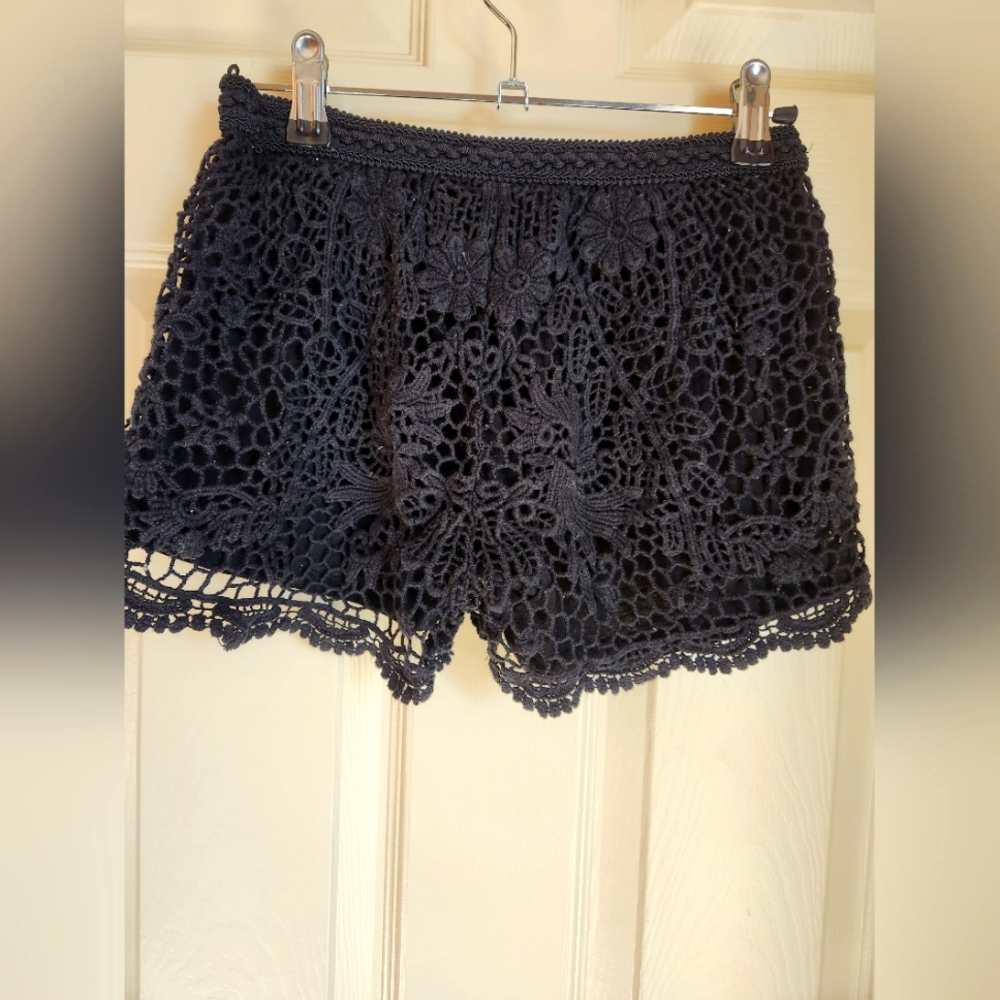 Massimo lace shorts